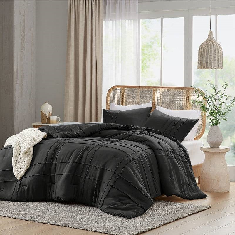 King size Pre-Washed Pleated Microfiber Comforter Set in Black